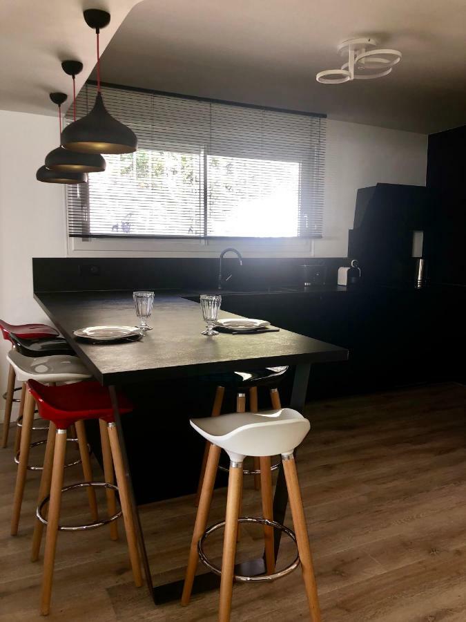 Penthouse Cassis Apartment ภายนอก รูปภาพ